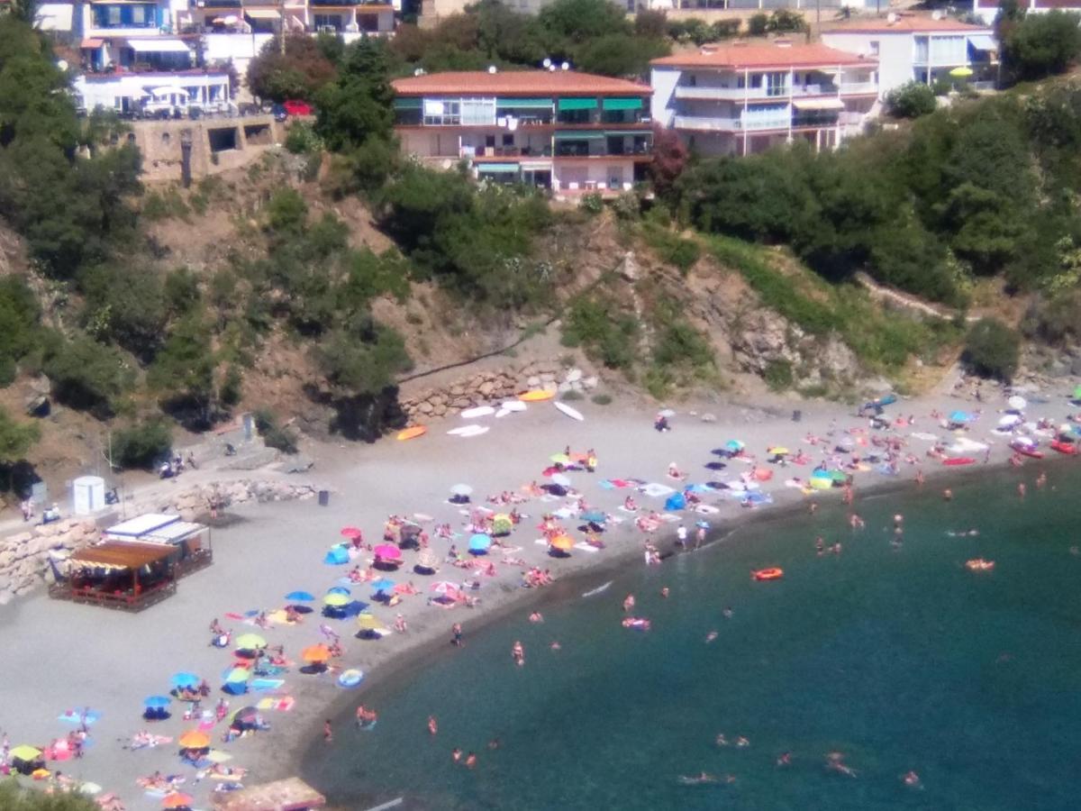 Ca La Nuri Pis 4 Vistas Al Mar Apartman Llança Kültér fotó